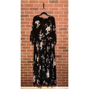 City Chic Black Floral Maxi Dress NWOT – Size L